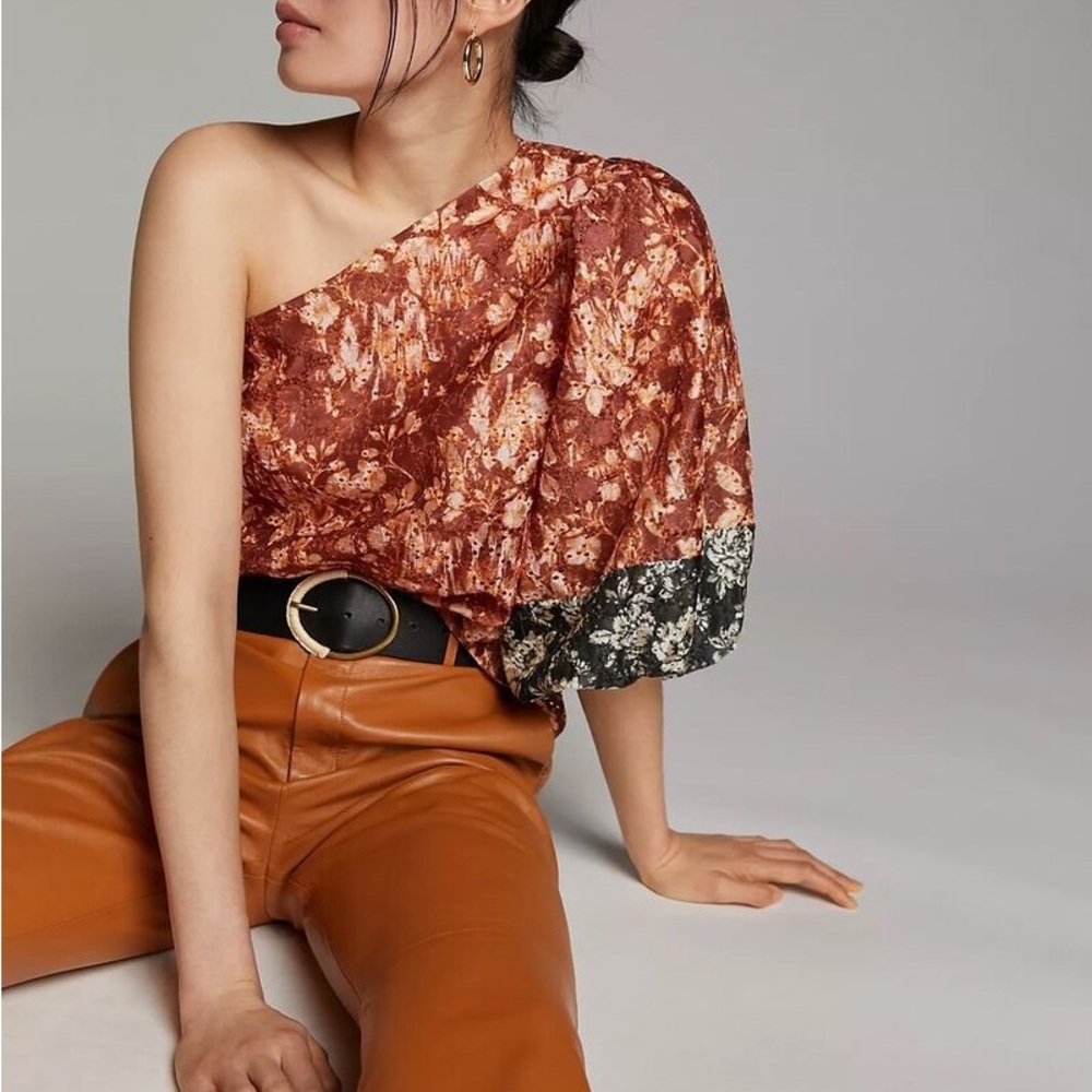 NWOT Sachin & Babi - Leina Eyelet Blouse